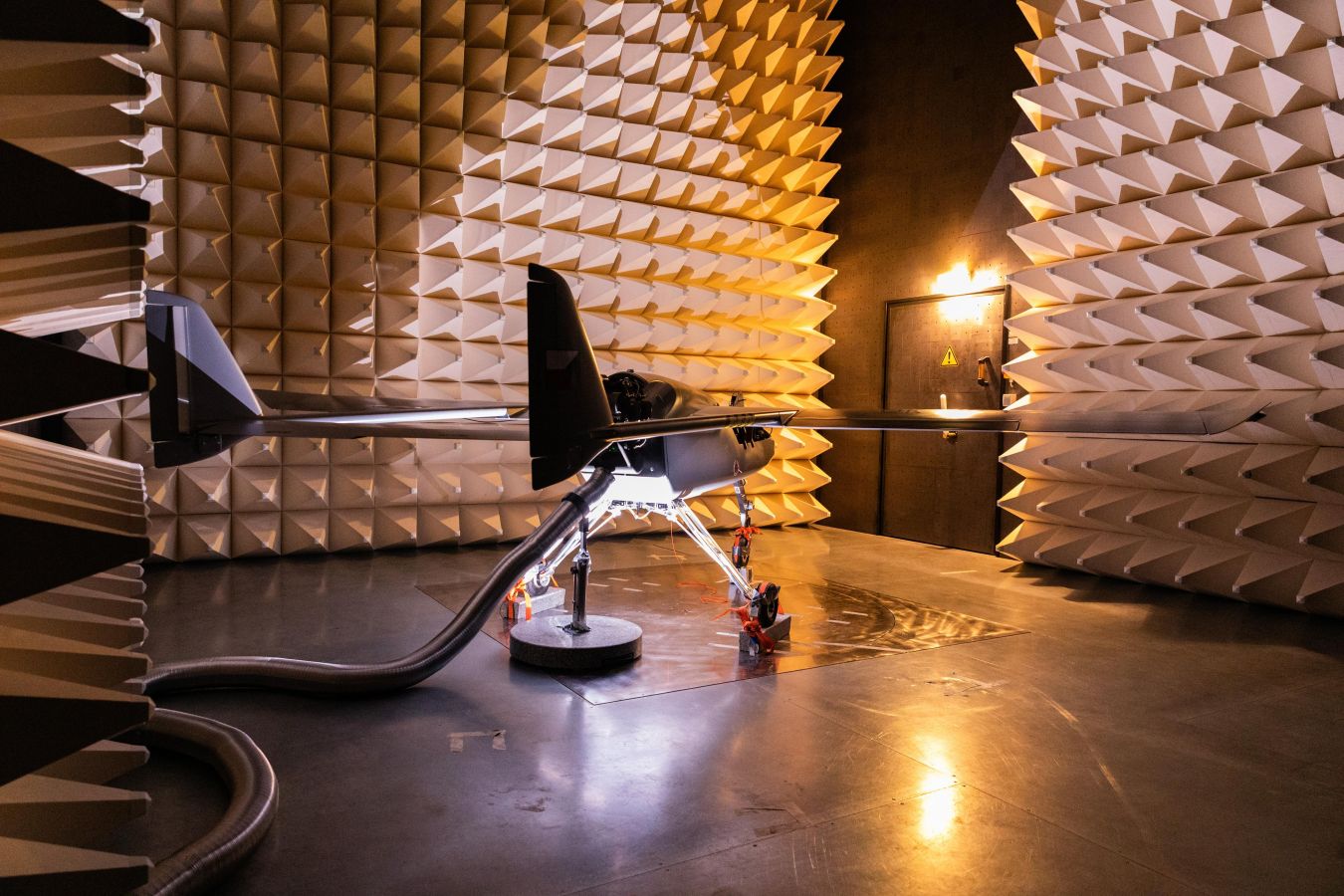 MIKROKLIMA - Unique EMC measurement of an unmanned aircraft